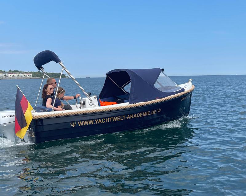 Motorboot